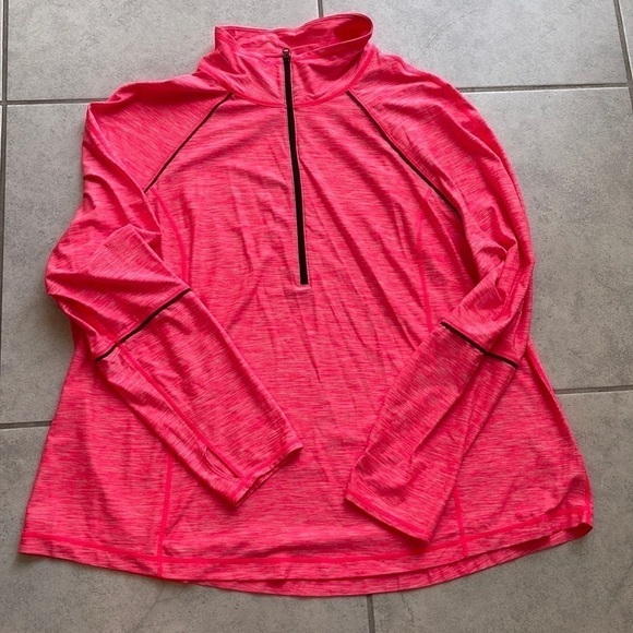 Zella Tops - Diva Plus Zella Strawberry n White Performance Top